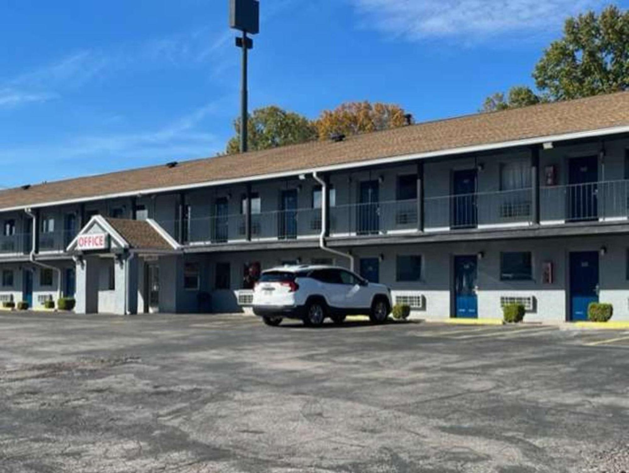 Studio 6 Suites Hurricane, Wv Esterno foto