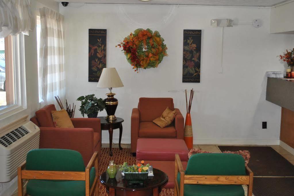 Studio 6 Suites Hurricane, Wv Esterno foto